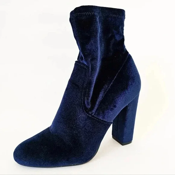 Steve Madden Size 7 Edit Ankle booties velvet royal blue sapphire chunky Heel - Picture 1 of 10